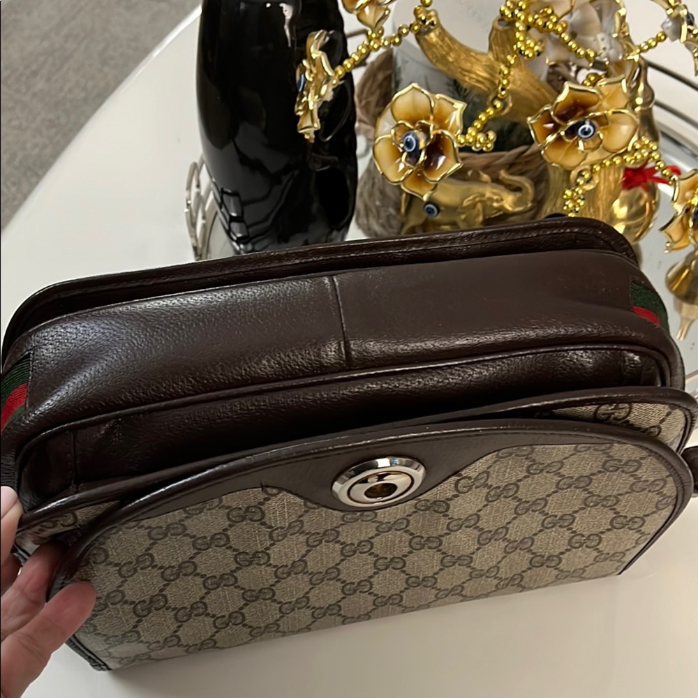Gucci Brown and Cream Women's Bag, signs of wear, no smells, good condition. - Picture 8 of 11